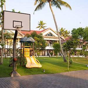 King Room Lake View